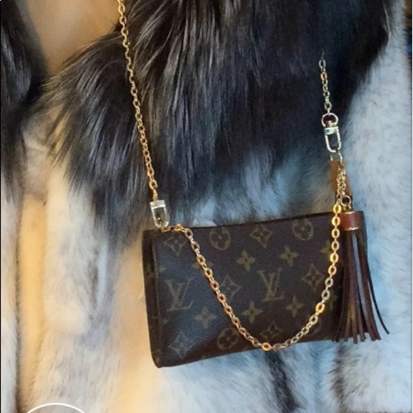 💙LV POUCH SUPER ATTRACTIVE 7.8”x4.25 FAB 4 SUMMER - Picture 5 of 16